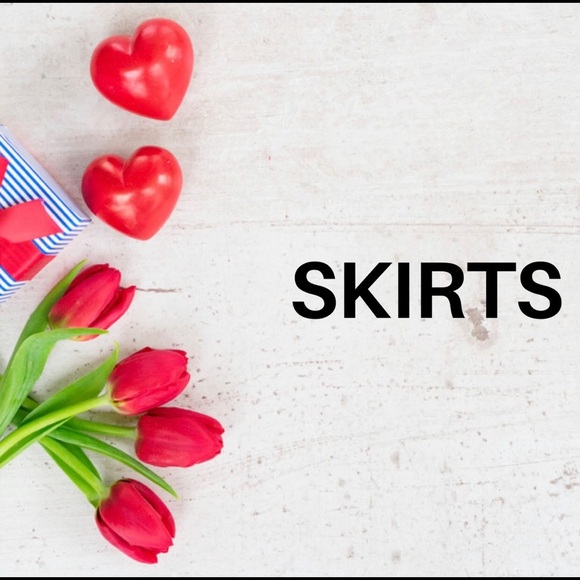 Dresses & Skirts - Skirts